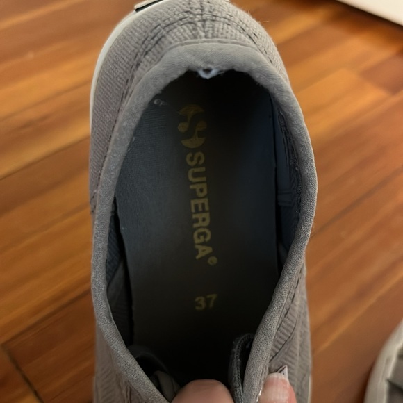 Superga Platform Gray Sneakers.  Size 37 (7).  Good condition. - Picture 3 of 6